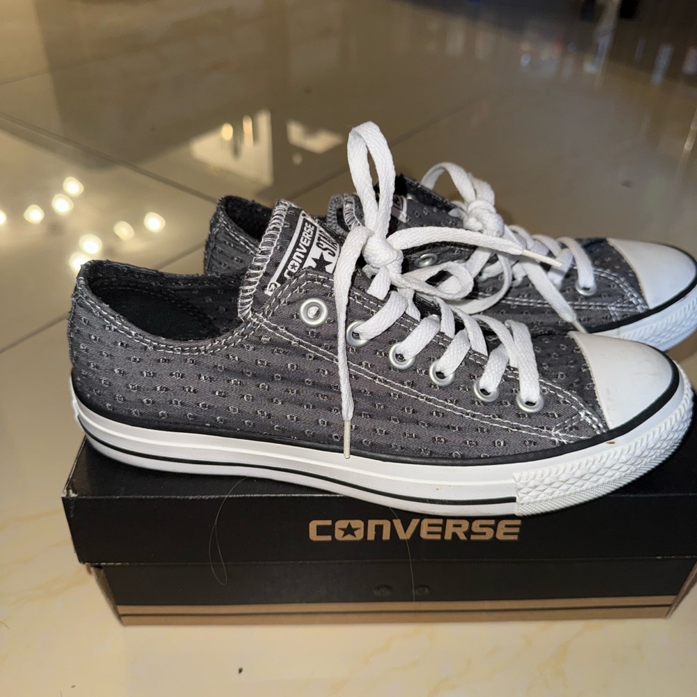 Converse Gray Sneakers - Picture 2 of 4